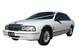 cruise in style limousines hire cars
                              and buses